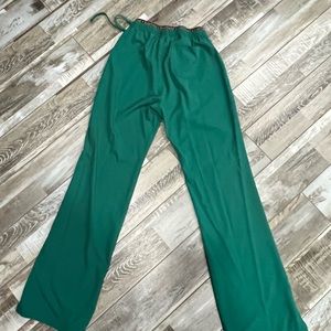 Heartsoul scrub bottoms- green